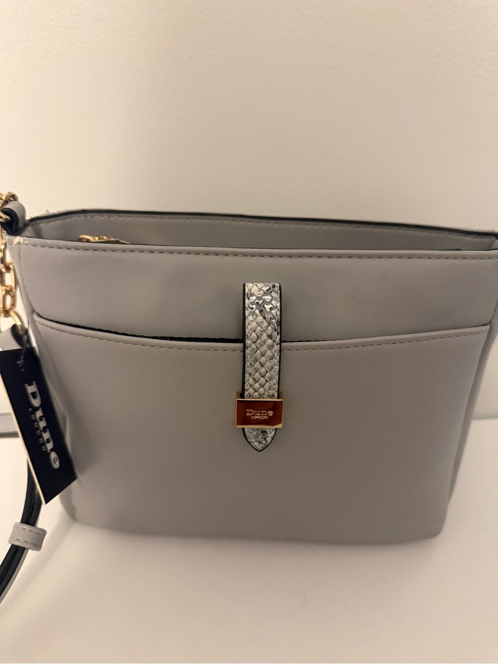 Dune Gray Snake-Print Crossbody Bag with Gold Chain Accents - Picture 4 of 16